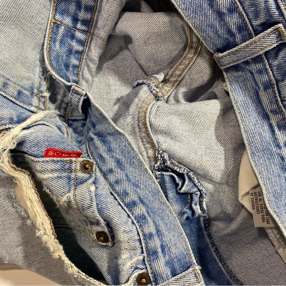 Bugle Boy Vintage Retro 90’s Y2K Light Wash Distressed 100% Cotton Jeans - Picture 8 of 16